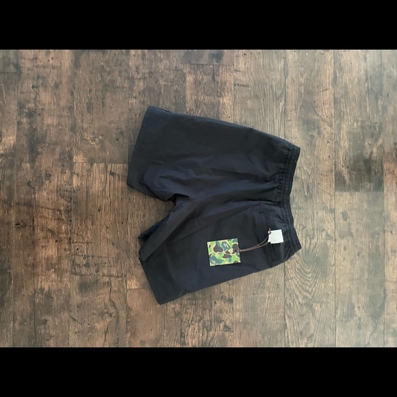 Reversible BAPE shorts. Black one side, camouflage other side. - Picture 5 of 7